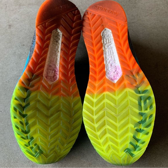 Saucony Freedom ISO Boost Lightweight Road Running/Training Sneakers 10.5 Womens - Picture 5 of 5